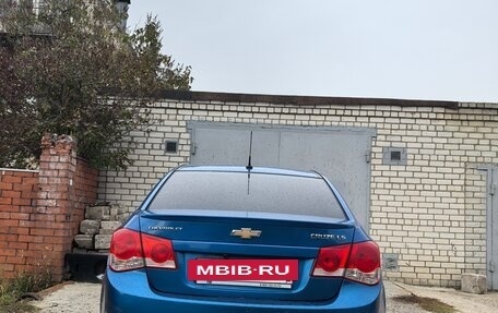 Chevrolet Cruze II, 2011 год, 666 000 рублей, 4 фотография