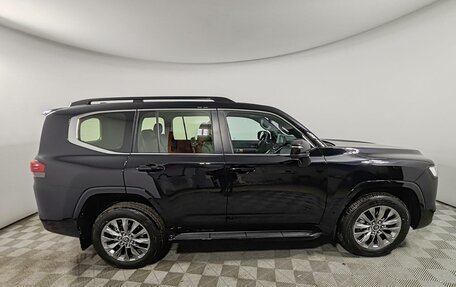 Toyota Land Cruiser, 2025 год, 17 000 000 рублей, 4 фотография
