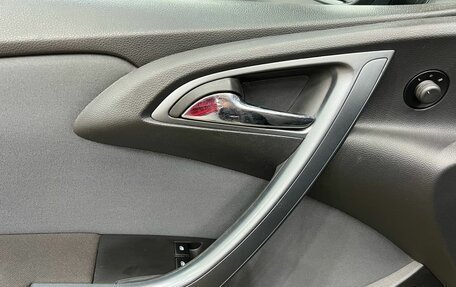 Opel Astra J, 2011 год, 629 777 рублей, 6 фотография