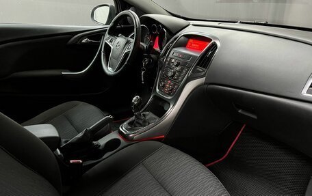 Opel Astra J, 2011 год, 629 777 рублей, 15 фотография