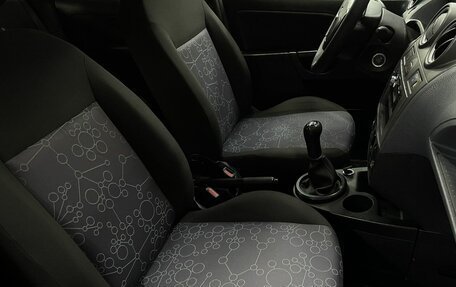 Ford Fiesta, 2007 год, 299 777 рублей, 12 фотография