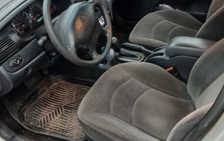 Dodge Stratus II, 2002 год, 270 000 рублей, 5 фотография