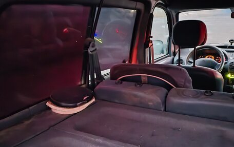 Renault Kangoo II рестайлинг, 1999 год, 185 000 рублей, 5 фотография