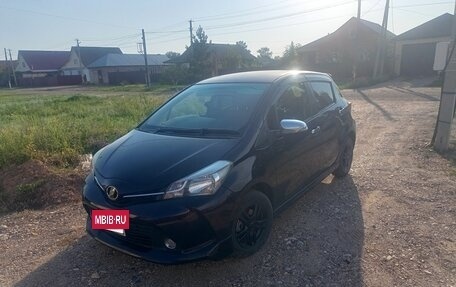 Toyota Vitz, 2014 год, 720 000 рублей, 2 фотография