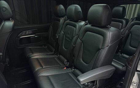 Mercedes-Benz V-Класс, 2019 год, 6 490 000 рублей, 9 фотография