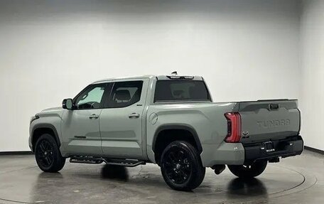 Toyota Tundra, 2025 год, 7 100 000 рублей, 3 фотография