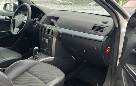 Opel Astra H, 2006 год, 290 000 рублей, 9 фотография