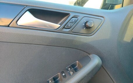 Volkswagen Jetta VI, 2014 год, 1 090 000 рублей, 29 фотография