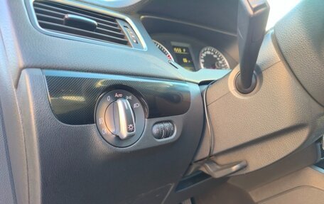 Volkswagen Jetta VI, 2014 год, 1 090 000 рублей, 30 фотография