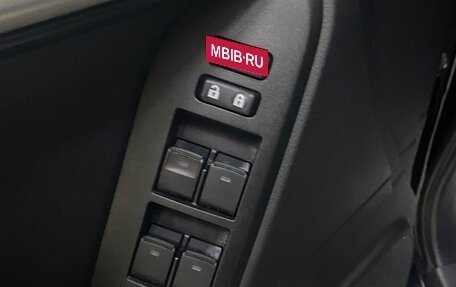 Toyota Land Cruiser Prado 150 рестайлинг 2, 2018 год, 5 600 000 рублей, 11 фотография