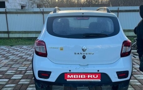 Renault Sandero II рестайлинг, 2018 год, 750 000 рублей, 2 фотография