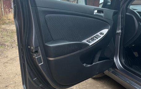 Hyundai Solaris II рестайлинг, 2016 год, 850 000 рублей, 18 фотография