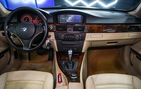 BMW 3 серия, 2007 год, 1 400 000 рублей, 12 фотография