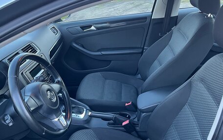 Volkswagen Jetta VI, 2014 год, 1 370 000 рублей, 14 фотография