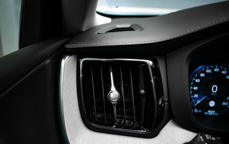 Volvo XC60 II, 2021 год, 4 477 000 рублей, 13 фотография