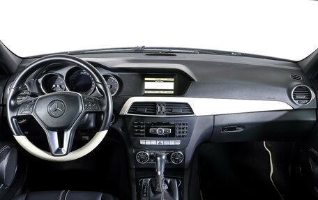 Mercedes-Benz C-Класс, 2011 год, 1 410 000 рублей, 13 фотография