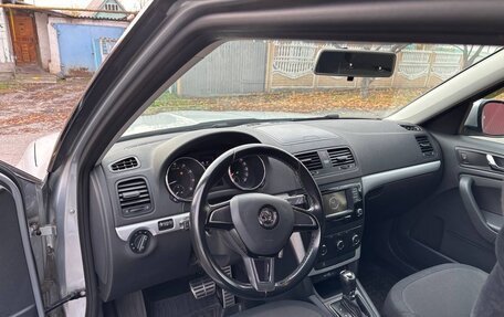 Skoda Yeti I рестайлинг, 2015 год, 1 450 000 рублей, 10 фотография