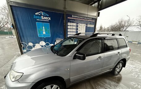 Mitsubishi Outlander III рестайлинг 3, 2007 год, 520 000 рублей, 4 фотография