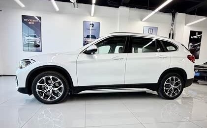 BMW X1, 2022 год, 2 299 869 рублей, 3 фотография