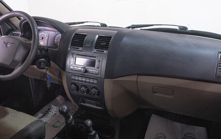 ЛуАЗ Patriot, 2012 год, 549 000 рублей, 17 фотография
