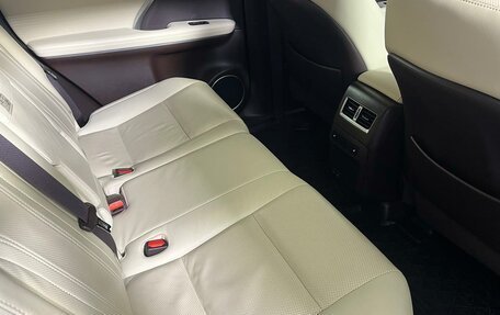 Lexus RX IV рестайлинг, 2019 год, 4 899 000 рублей, 14 фотография