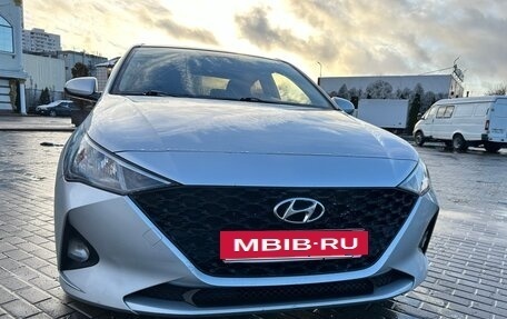 Hyundai Solaris II рестайлинг, 2021 год, 1 450 000 рублей, 4 фотография