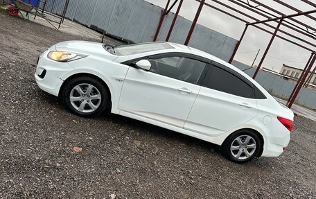 Hyundai Solaris II рестайлинг, 2013 год, 620 000 рублей, 4 фотография