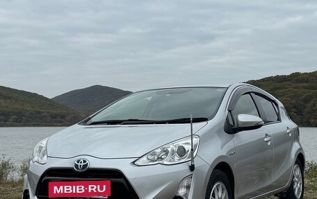Toyota Aqua I, 2015 год, 790 000 рублей, 2 фотография