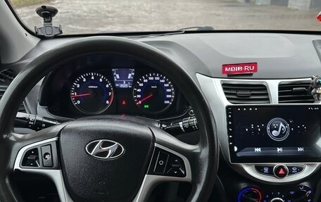 Hyundai Solaris II рестайлинг, 2013 год, 620 000 рублей, 8 фотография