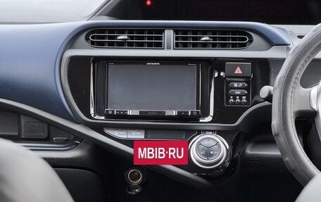 Toyota Aqua I, 2015 год, 790 000 рублей, 9 фотография