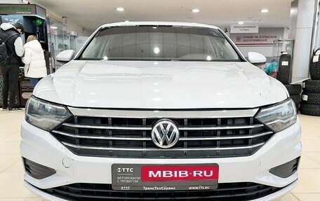 Volkswagen Jetta VI, 2018 год, 1 650 000 рублей, 2 фотография