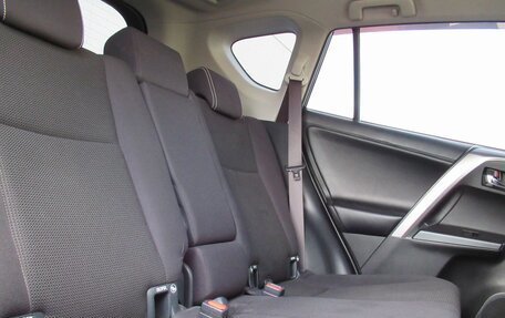 Toyota RAV4, 2018 год, 2 415 000 рублей, 12 фотография