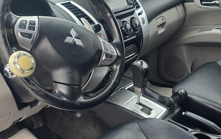 Mitsubishi Pajero Sport II рестайлинг, 2010 год, 1 650 000 рублей, 9 фотография