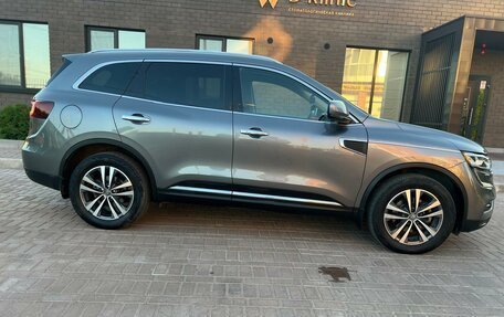 Renault Koleos II, 2017 год, 1 890 000 рублей, 4 фотография