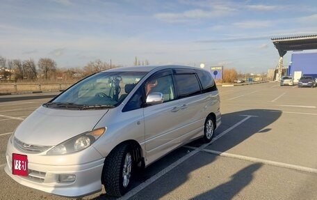 Toyota Estima III рестайлинг -2, 2001 год, 1 100 000 рублей, 1 фотография