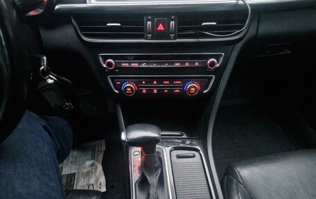 KIA Optima IV, 2017 год, 1 890 000 рублей, 10 фотография