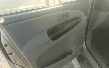 Toyota Estima III рестайлинг -2, 2001 год, 1 100 000 рублей, 12 фотография