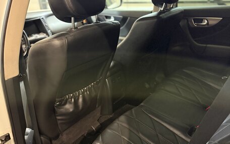 Infiniti FX II, 2010 год, 2 200 000 рублей, 7 фотография