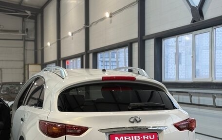 Infiniti FX II, 2010 год, 2 200 000 рублей, 4 фотография