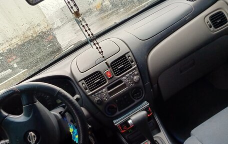 Nissan Almera, 2001 год, 350 000 рублей, 17 фотография