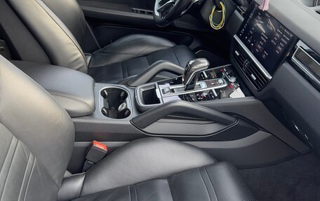 Porsche Cayenne III, 2018 год, 5 600 000 рублей, 12 фотография