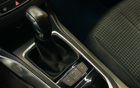 Peugeot 308 II, 2019 год, 1 199 000 рублей, 19 фотография