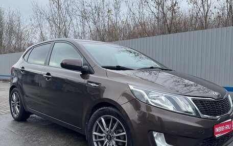 KIA Rio III рестайлинг, 2014 год, 880 000 рублей, 1 фотография