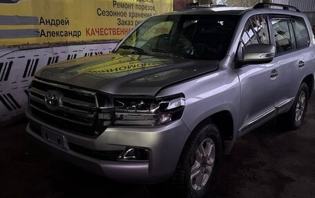 Toyota Land Cruiser 200, 2012 год, 2 200 000 рублей, 1 фотография