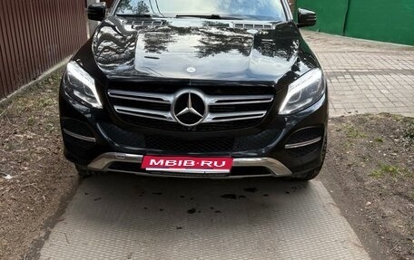 Mercedes-Benz GLE, 2017 год, 2 950 000 рублей, 1 фотография