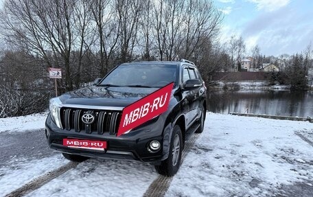Toyota Land Cruiser Prado 150 рестайлинг 2, 2015 год, 3 599 000 рублей, 16 фотография