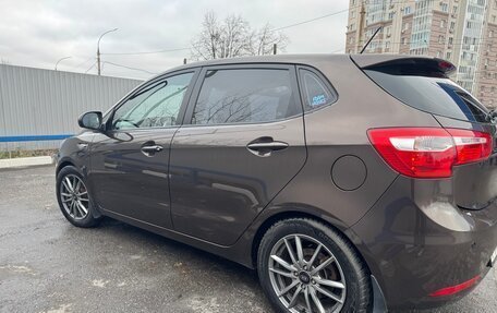 KIA Rio III рестайлинг, 2014 год, 880 000 рублей, 4 фотография