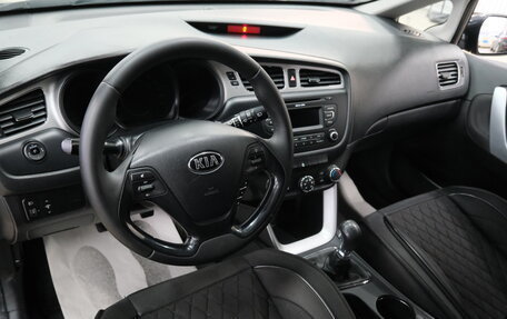 KIA cee'd III, 2014 год, 1 069 000 рублей, 10 фотография