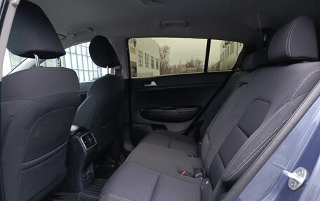 KIA Sportage IV рестайлинг, 2017 год, 2 100 000 рублей, 12 фотография
