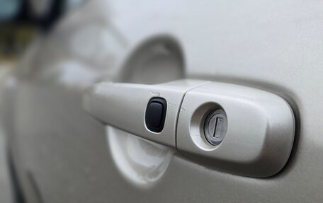 Toyota RAV4, 2006 год, 999 000 рублей, 19 фотография